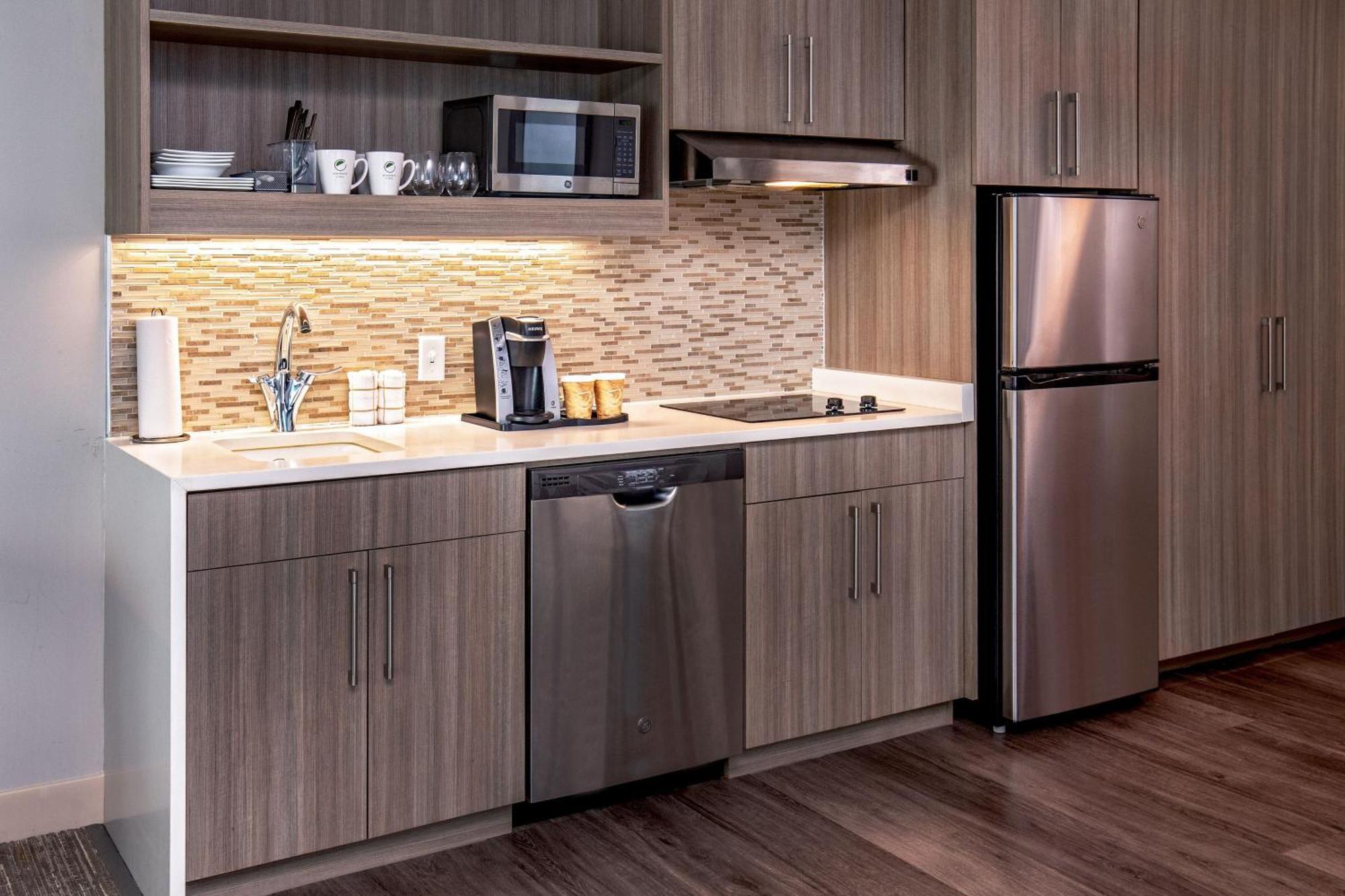 Element Hampton Peninsula Town Center Hotel Bagian luar foto